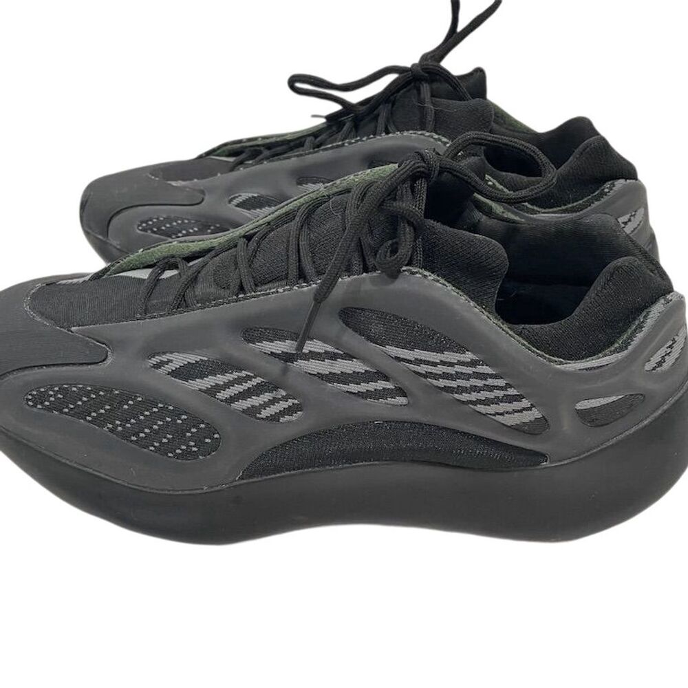 Yeezy 700 V3 'Dark Glow' Men's‎ Sneakers Black Size 9.5
